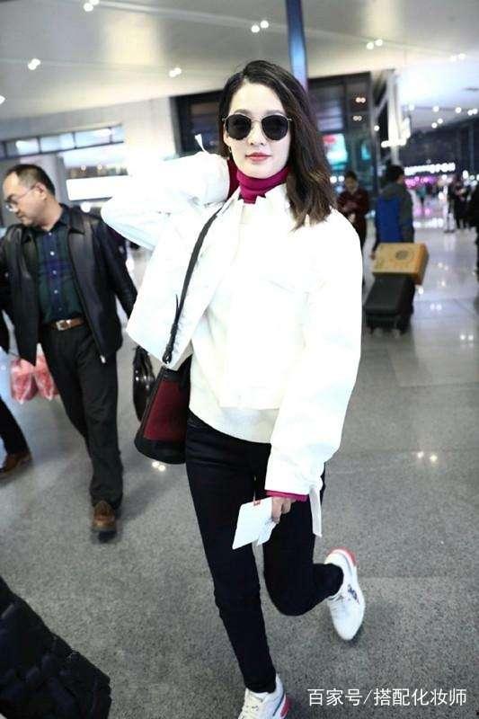 李沁穿国产鞋子视频在线观看,国产鞋款视频走红网络